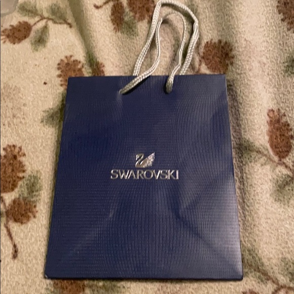 NWT Swarovski Gave Bangle - Picture 9 of 9